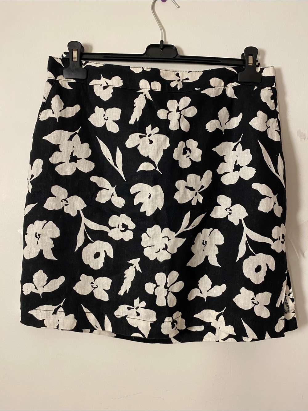 Black Linen & Cream Floral Mini Skirt with shorts